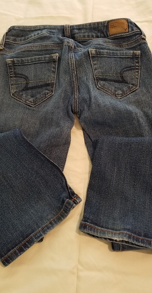 American Eagle Jeans - Picture 2 of 5